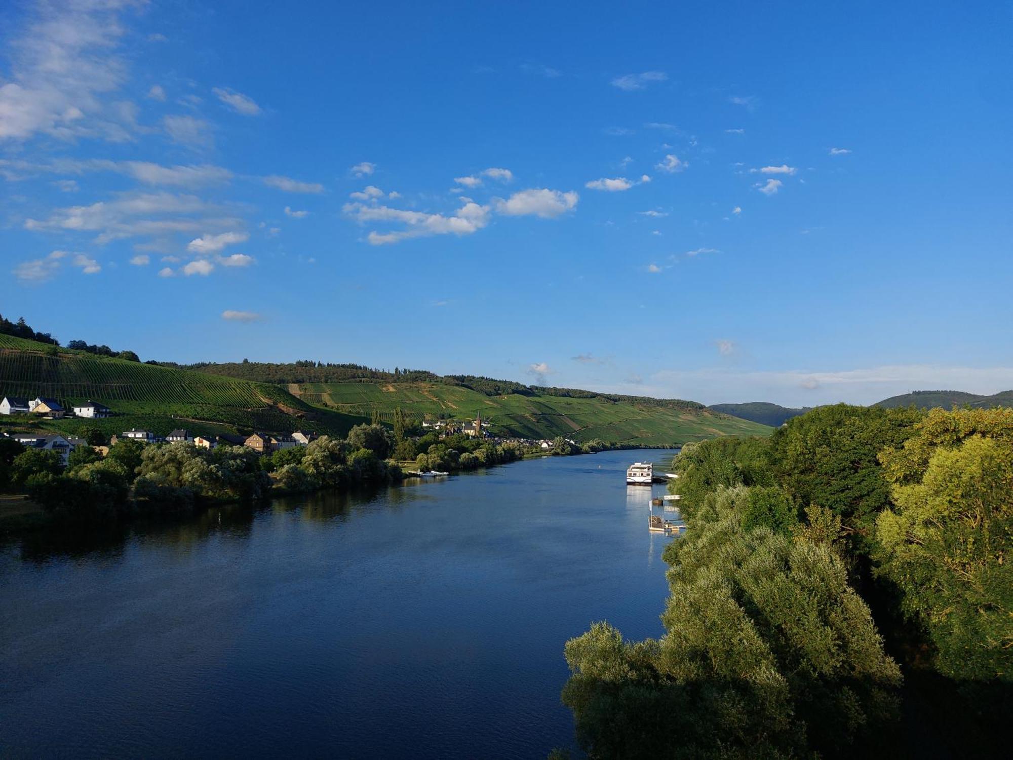 Ferienwohnungen Zum Niederberg Лізер Екстер'єр фото